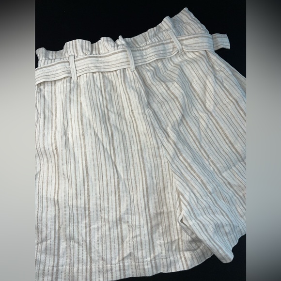 Banana Republic Women's Linen High Rise Belted Shorts Size 10 EUC - Picture 6 of 6